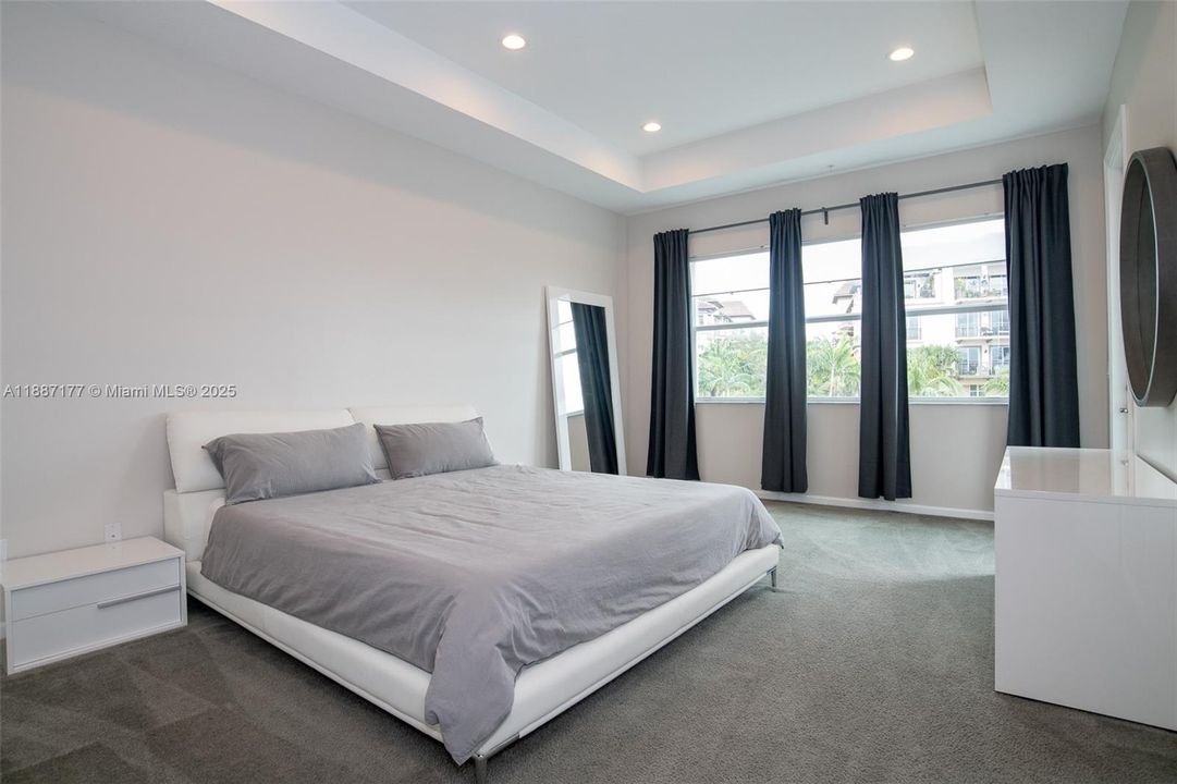 待售: $899,000 (3 贝兹, 2 浴室, 2152 平方英尺)