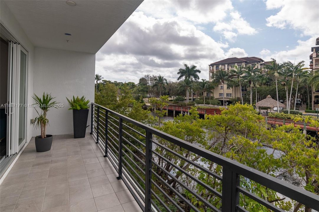 待售: $899,000 (3 贝兹, 2 浴室, 2152 平方英尺)