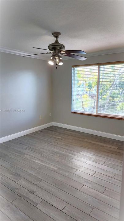 待售: $339,995 (3 贝兹, 2 浴室, 1233 平方英尺)