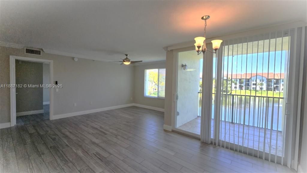 待售: $339,995 (3 贝兹, 2 浴室, 1233 平方英尺)