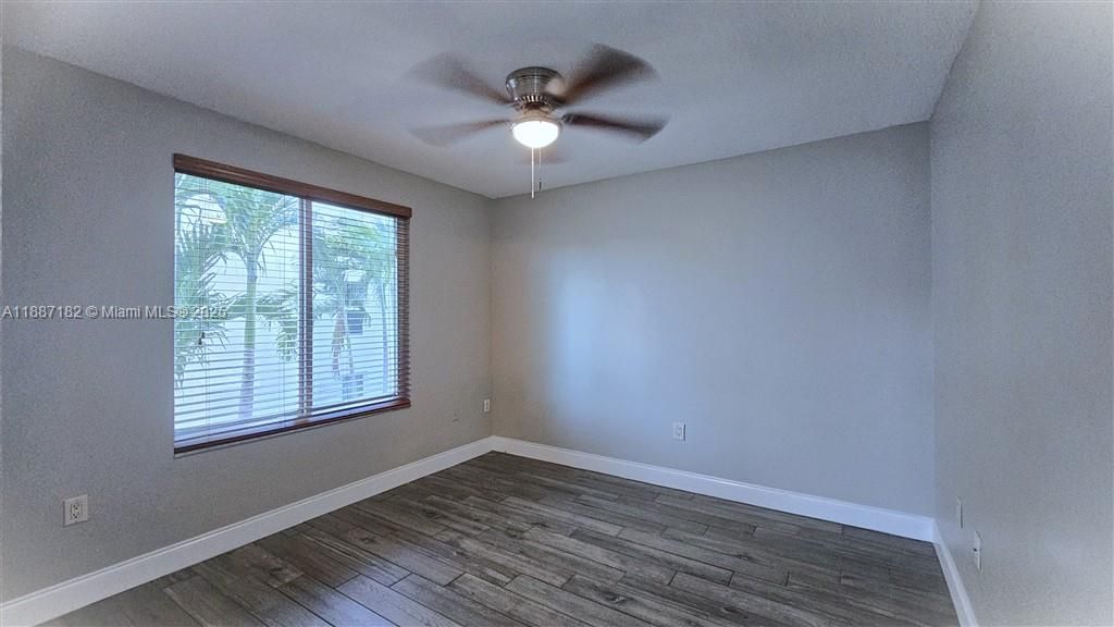 待售: $339,995 (3 贝兹, 2 浴室, 1233 平方英尺)