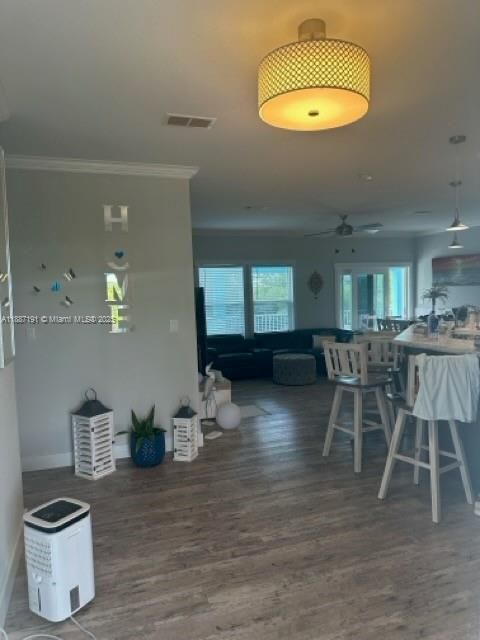 For Rent: $6,000 (4 beds, 2 baths, 1539 Square Feet)