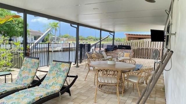 Недавно арендовано: $6,500 (4 спален, 2 ванн, 2537 Квадратных фут)