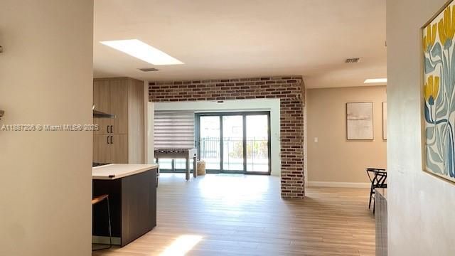 Недавно арендовано: $6,500 (4 спален, 2 ванн, 2537 Квадратных фут)