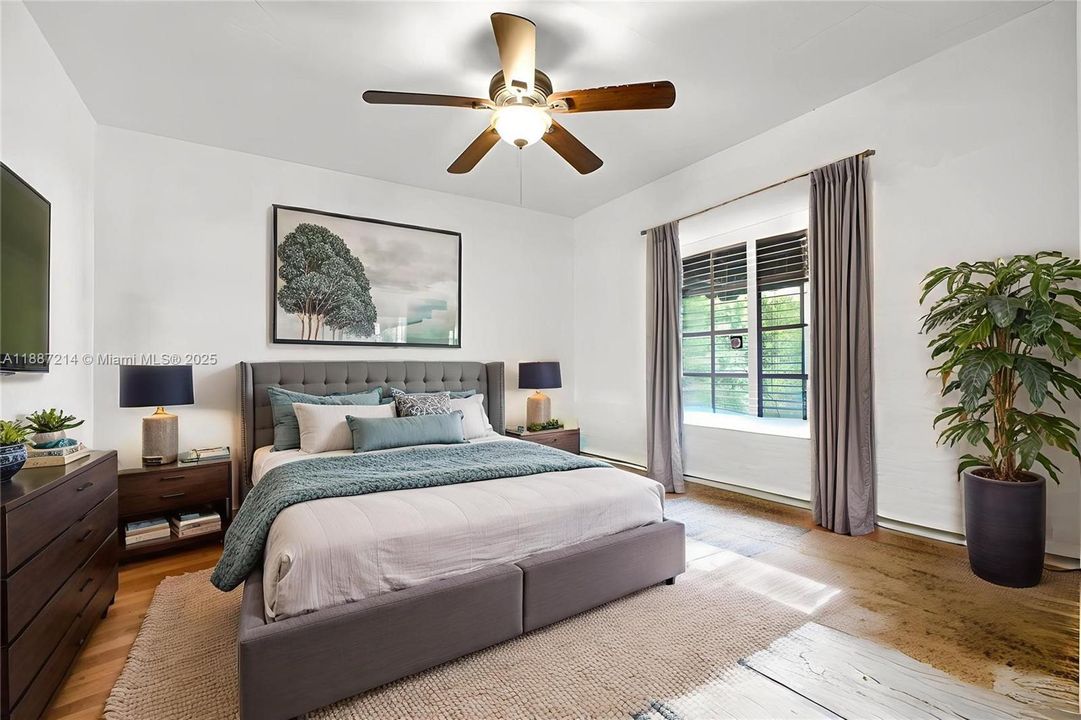 En Venta: $2,250,000 (6 camas, 3 baños, 3032 Pies cuadrados)