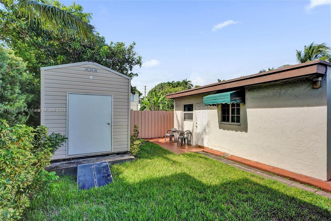 En Venta: $2,250,000 (6 camas, 3 baños, 3032 Pies cuadrados)