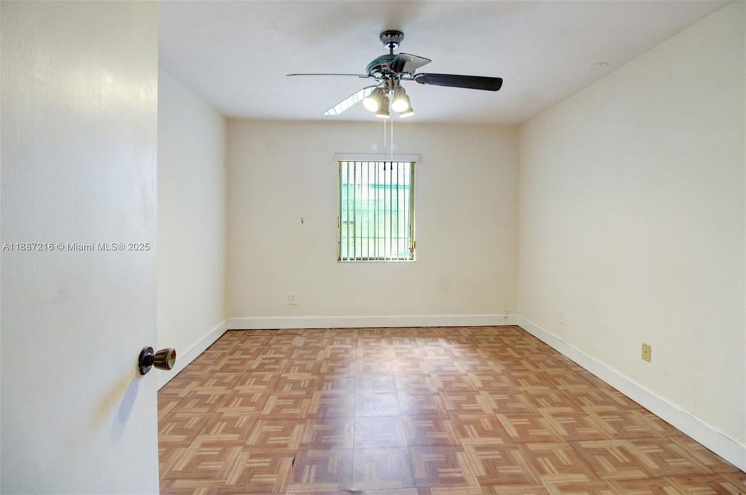 En Venta: $180,000 (1 camas, 1 baños, 560 Pies cuadrados)