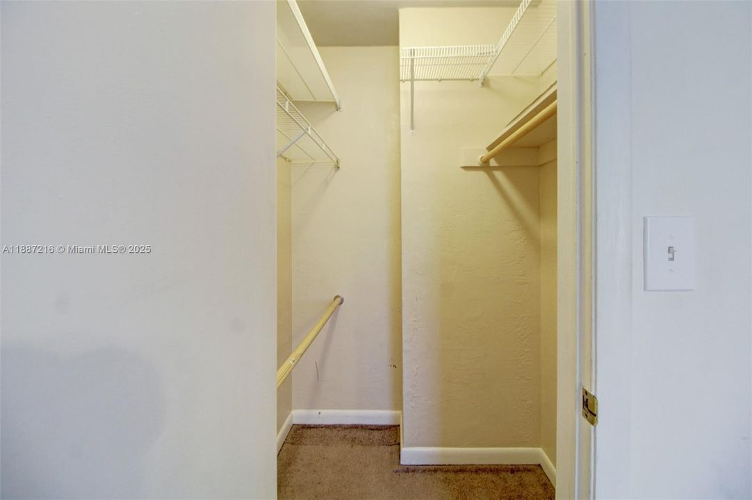 En Venta: $180,000 (1 camas, 1 baños, 560 Pies cuadrados)