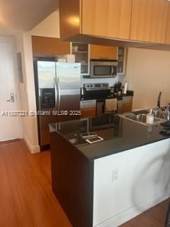 Active With Contract: $380,000 (1 beds, 1 baths, 791 Square Feet)