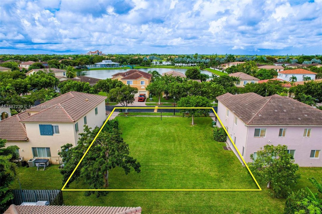 For Sale: $160,000 (0.14 acres)