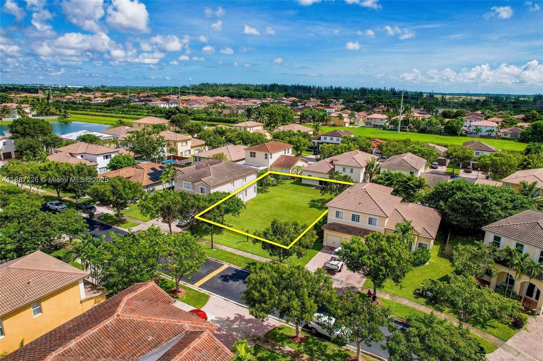 For Sale: $160,000 (0.14 acres)