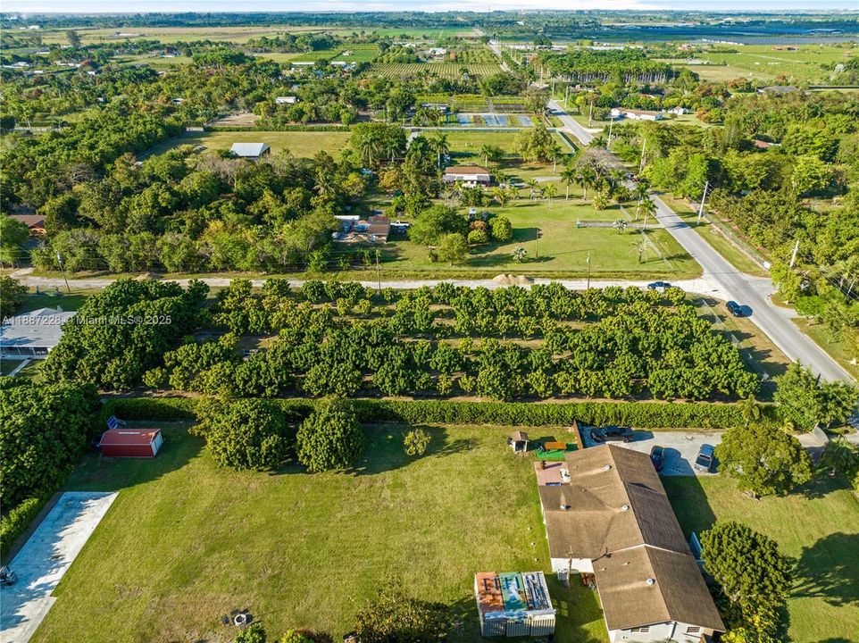 Под контрактом: $350,000 (1.46 acres)