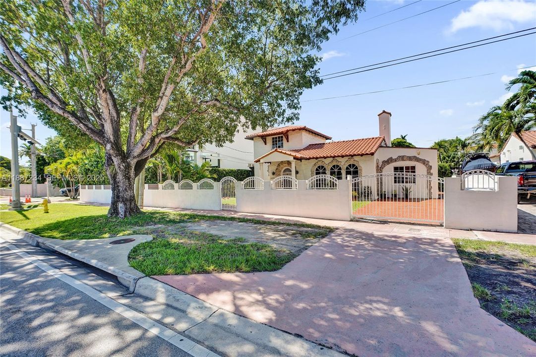 En Venta: $2,192,950 (0 camas, 0 baños, 3032 Pies cuadrados)