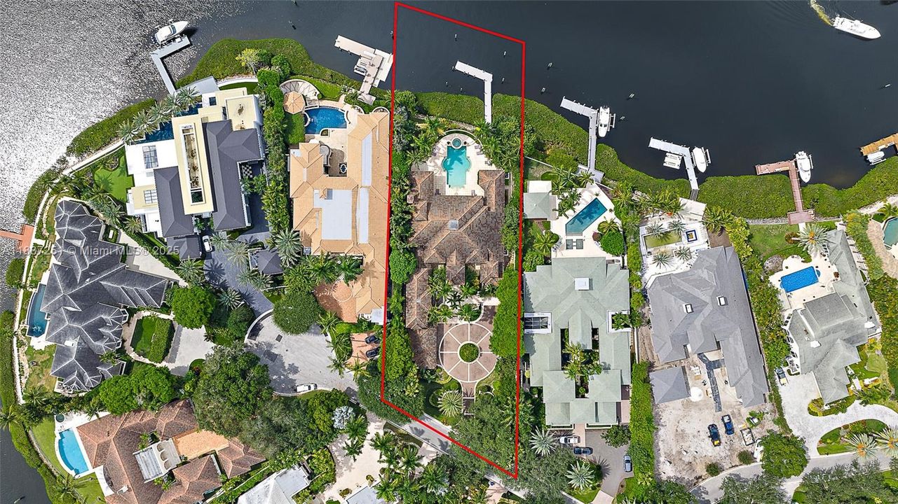 待售: $13,750,000 (6 贝兹, 6 浴室, 7001 平方英尺)