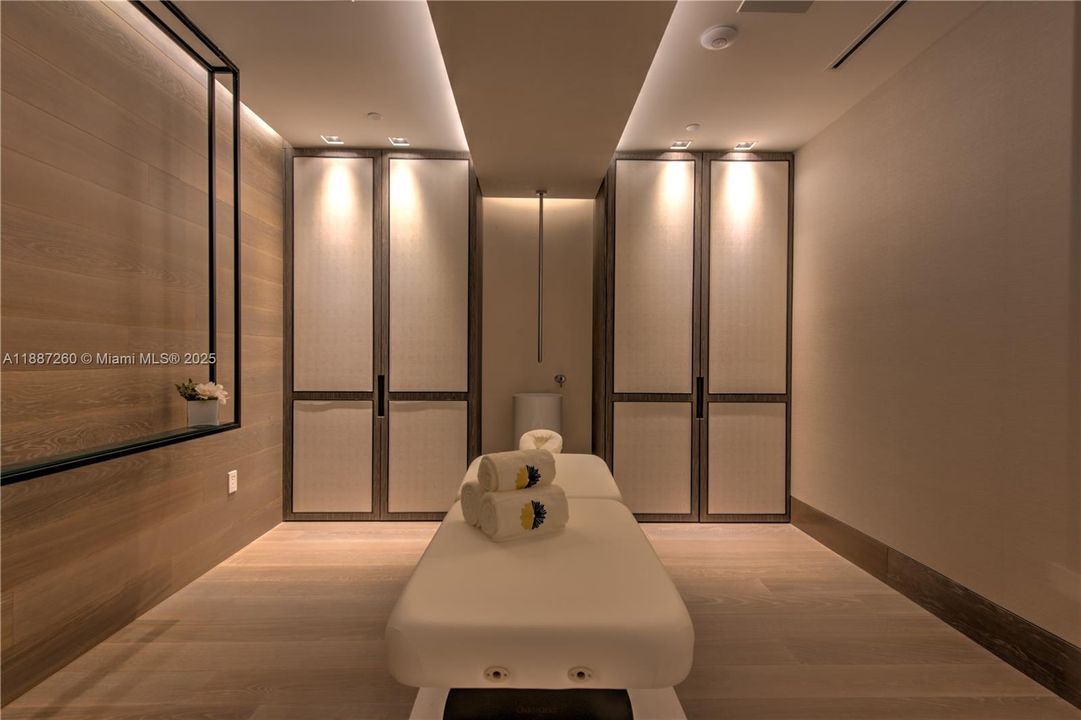 待售: $28,900,000 (5 贝兹, 5 浴室, 7630 平方英尺)