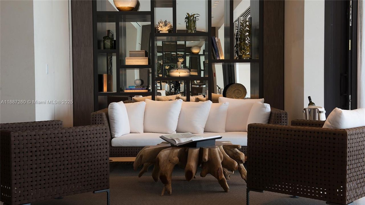 待售: $28,900,000 (5 贝兹, 5 浴室, 7630 平方英尺)