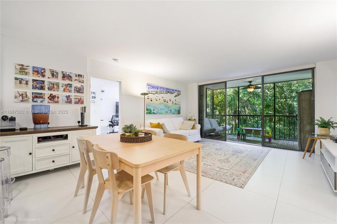 Active With Contract: $5,500 (2 beds, 2 baths, 1450 Square Feet)