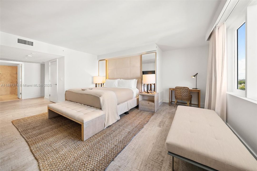 For Sale: $4,250,000 (2 beds, 2 baths, 1687 Square Feet)