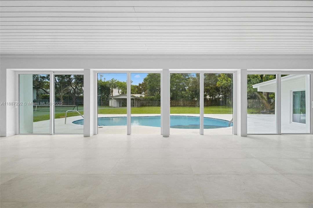 Recently Rented: $12,000 (4 beds, 3 baths, 3712 Square Feet)