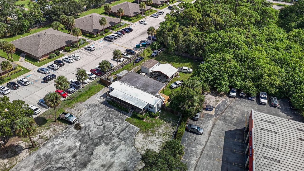 12_DJI_20250930113225_0063_D