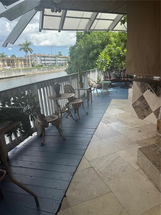 For Sale: $650,000 (2 beds, 1 baths, 2189 Square Feet)