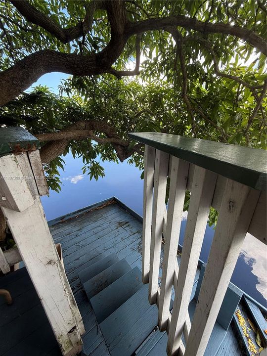 For Sale: $650,000 (2 beds, 1 baths, 2189 Square Feet)