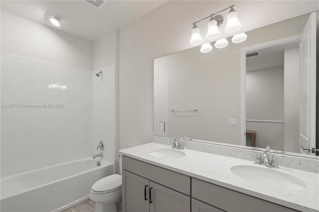 Active With Contract: $667,800 (3 beds, 2 baths, 1760 Square Feet)