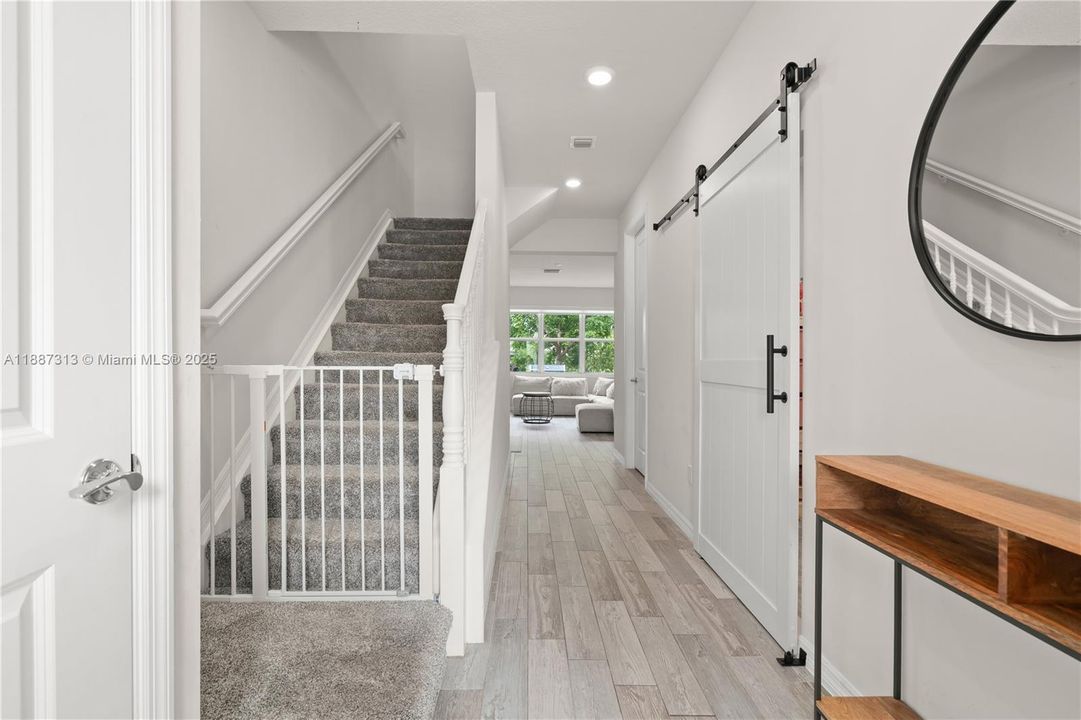 Active With Contract: $667,800 (3 beds, 2 baths, 1760 Square Feet)