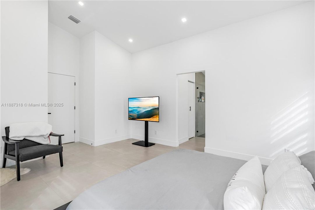 Недавно арендовано: $3,950 (3 спален, 2 ванн, 1731 Квадратных фут)