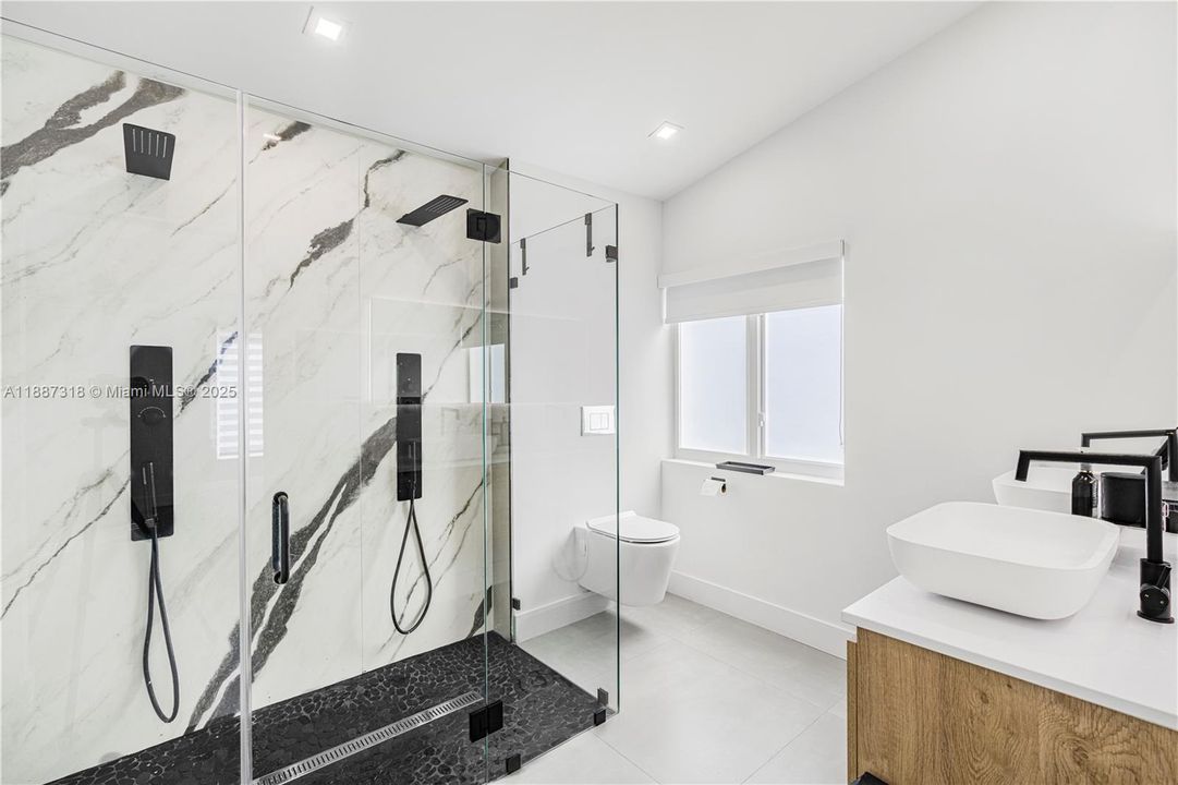 Недавно арендовано: $3,950 (3 спален, 2 ванн, 1731 Квадратных фут)