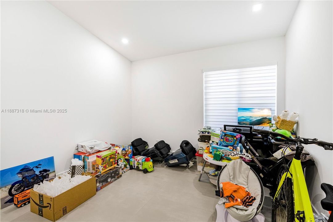 Недавно арендовано: $3,950 (3 спален, 2 ванн, 1731 Квадратных фут)