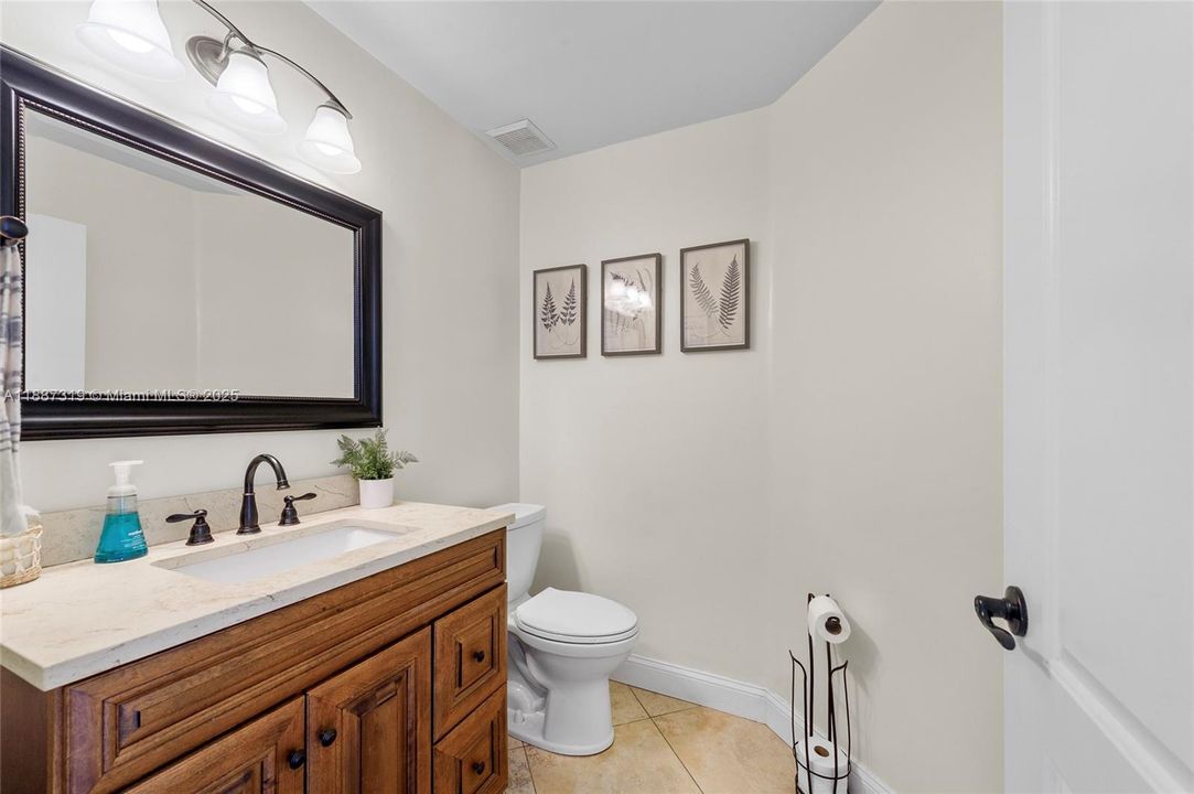 Active With Contract: $639,000 (4 beds, 2 baths, 2142 Square Feet)