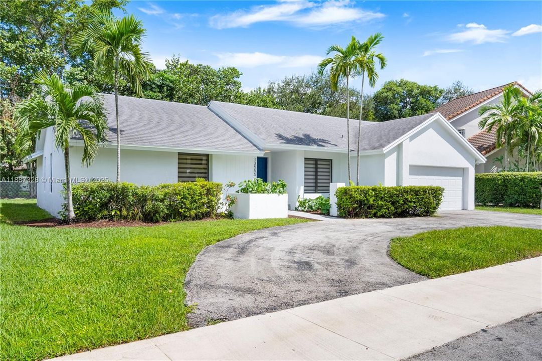 Vendido Recientemente: $649,000 (3 camas, 2 baños, 1616 Pies cuadrados)