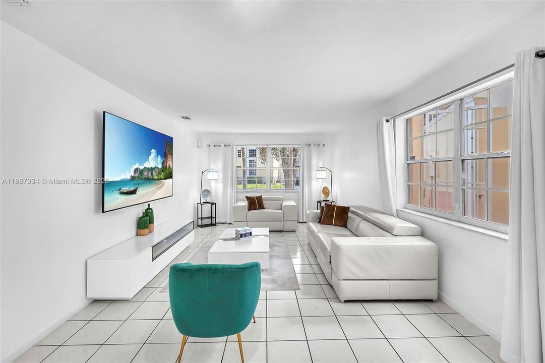 Active With Contract: $569,000 (4 beds, 2 baths, 2084 Square Feet)