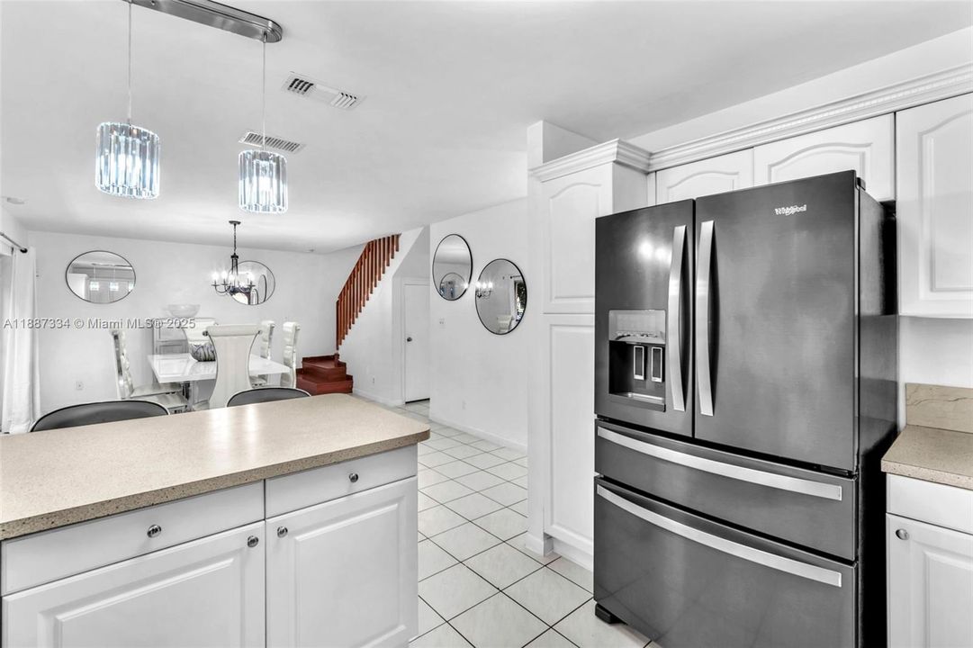 Active With Contract: $569,000 (4 beds, 2 baths, 2084 Square Feet)