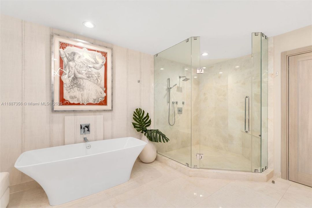 En Venta: $4,550,000 (4 camas, 4 baños, 3949 Pies cuadrados)