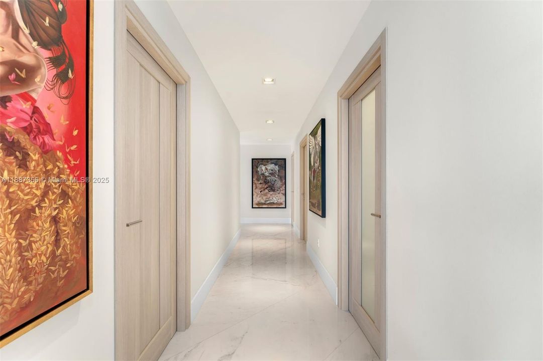 En Venta: $4,550,000 (4 camas, 4 baños, 3949 Pies cuadrados)