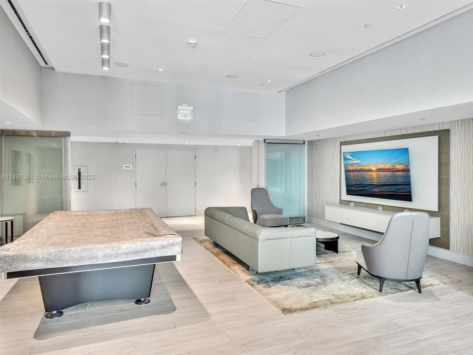 В аренду: $12,000 (3 спален, 3 ванн, 2623 Квадратных фут)