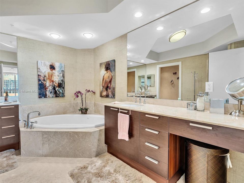 В аренду: $12,000 (3 спален, 3 ванн, 2623 Квадратных фут)