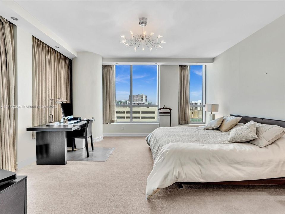 В аренду: $12,000 (3 спален, 3 ванн, 2623 Квадратных фут)