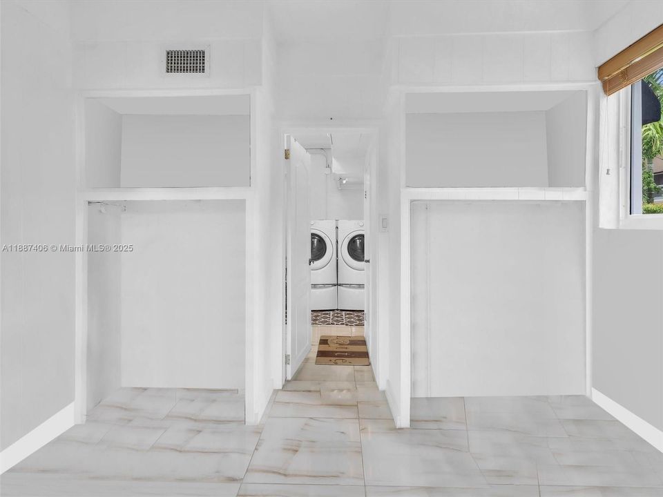 En Venta: $1,395,000 (3 camas, 2 baños, 2273 Pies cuadrados)