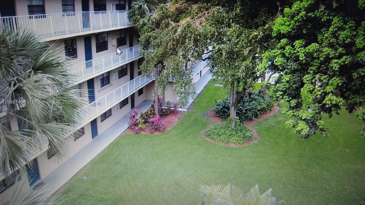 Недавно арендовано: $1,700 (1 спален, 1 ванн, 768 Квадратных фут)