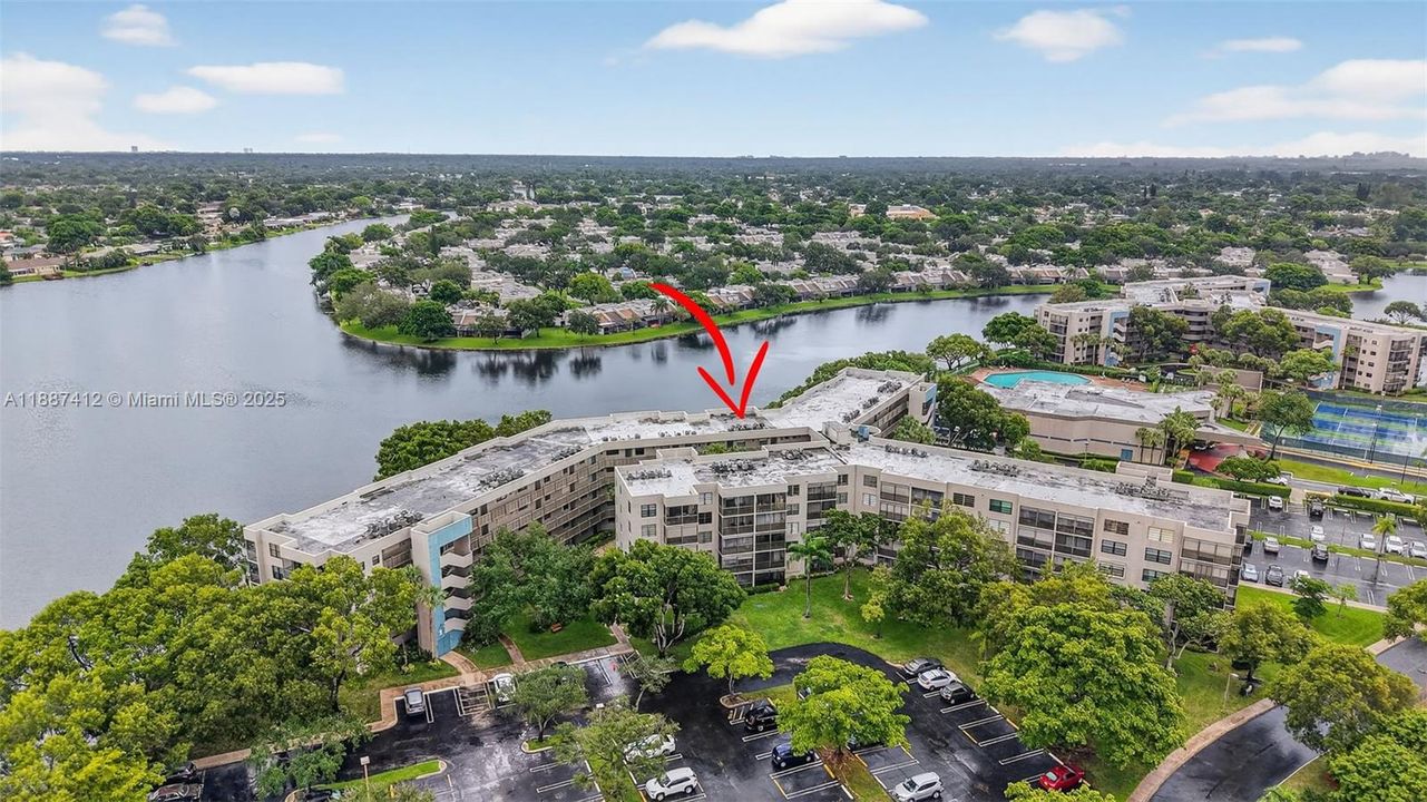 待售: $135,000 (1 贝兹, 1 浴室, 773 平方英尺)