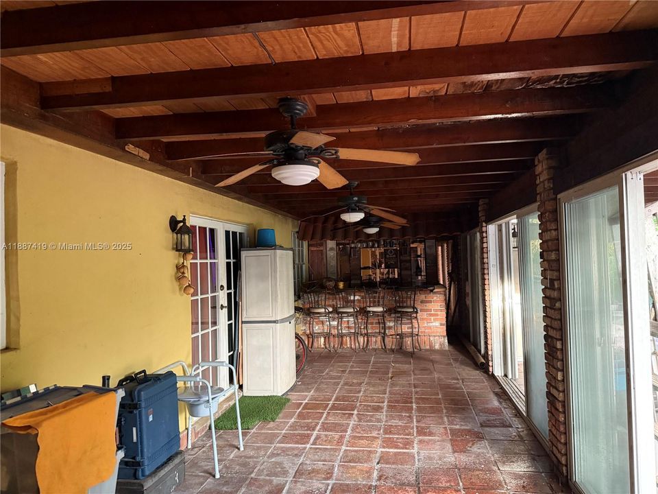 На продажу: $690,000 (4 спален, 2 ванн, 3044 Квадратных фут)