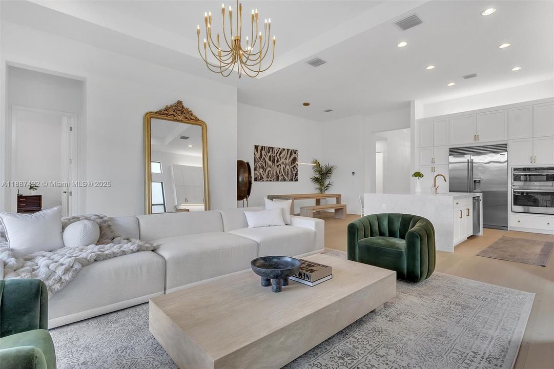 Active With Contract: $1,790,000 (3 beds, 3 baths, 2573 Square Feet)