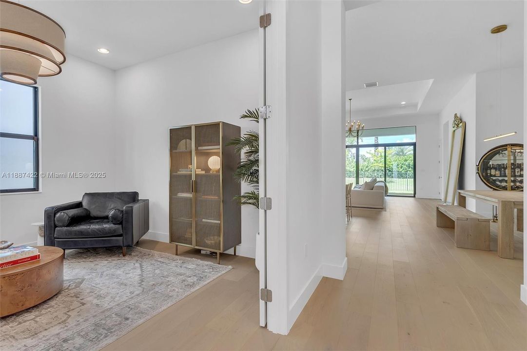 Active With Contract: $1,790,000 (3 beds, 3 baths, 2573 Square Feet)