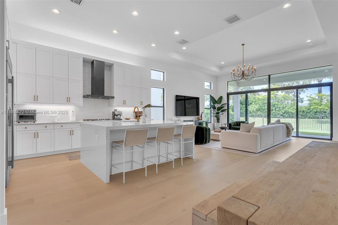 Active With Contract: $1,790,000 (3 beds, 3 baths, 2573 Square Feet)