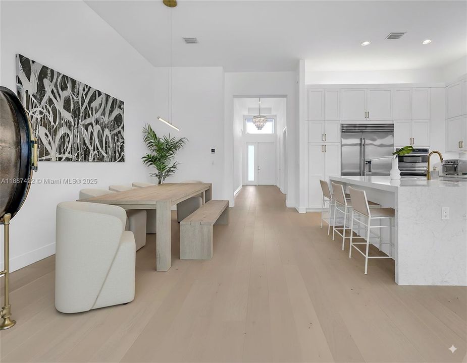 Active With Contract: $1,790,000 (3 beds, 3 baths, 2573 Square Feet)