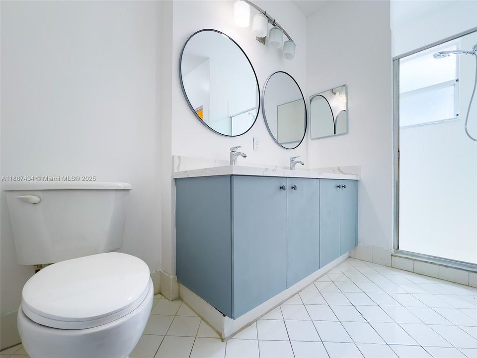 Active With Contract: $375,000 (3 beds, 2 baths, 1456 Square Feet)