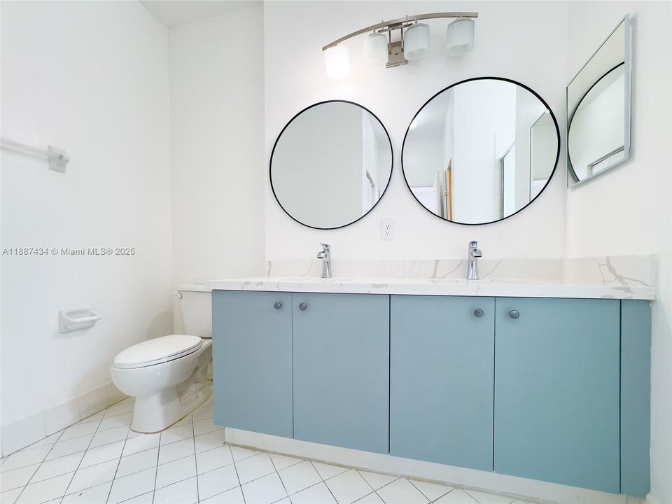 Active With Contract: $375,000 (3 beds, 2 baths, 1456 Square Feet)